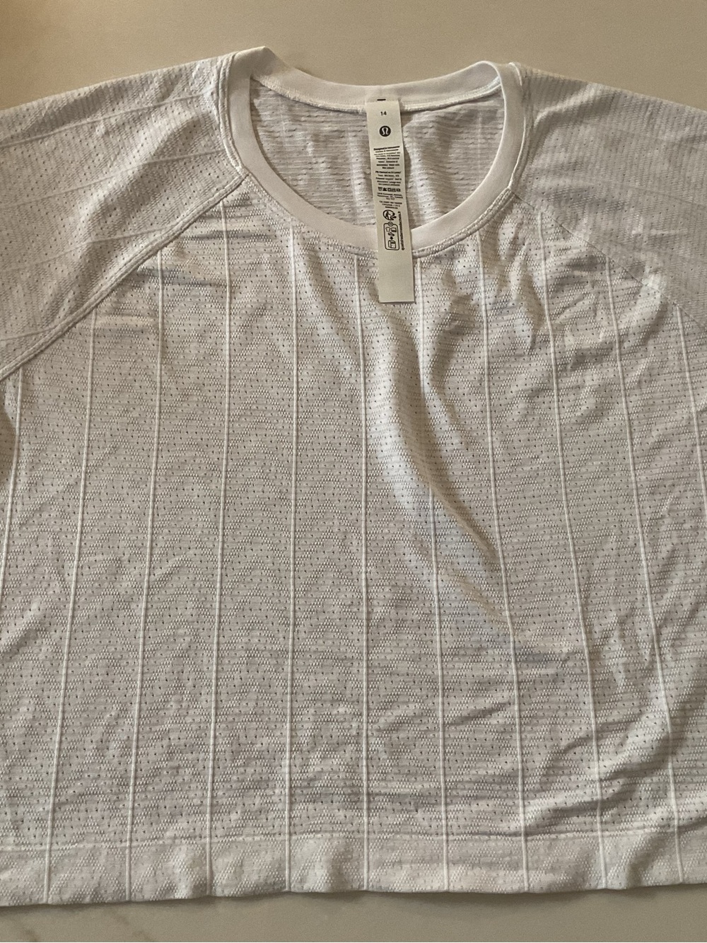 lululemon athletica White Short-Sleeve Textured Crew tee
